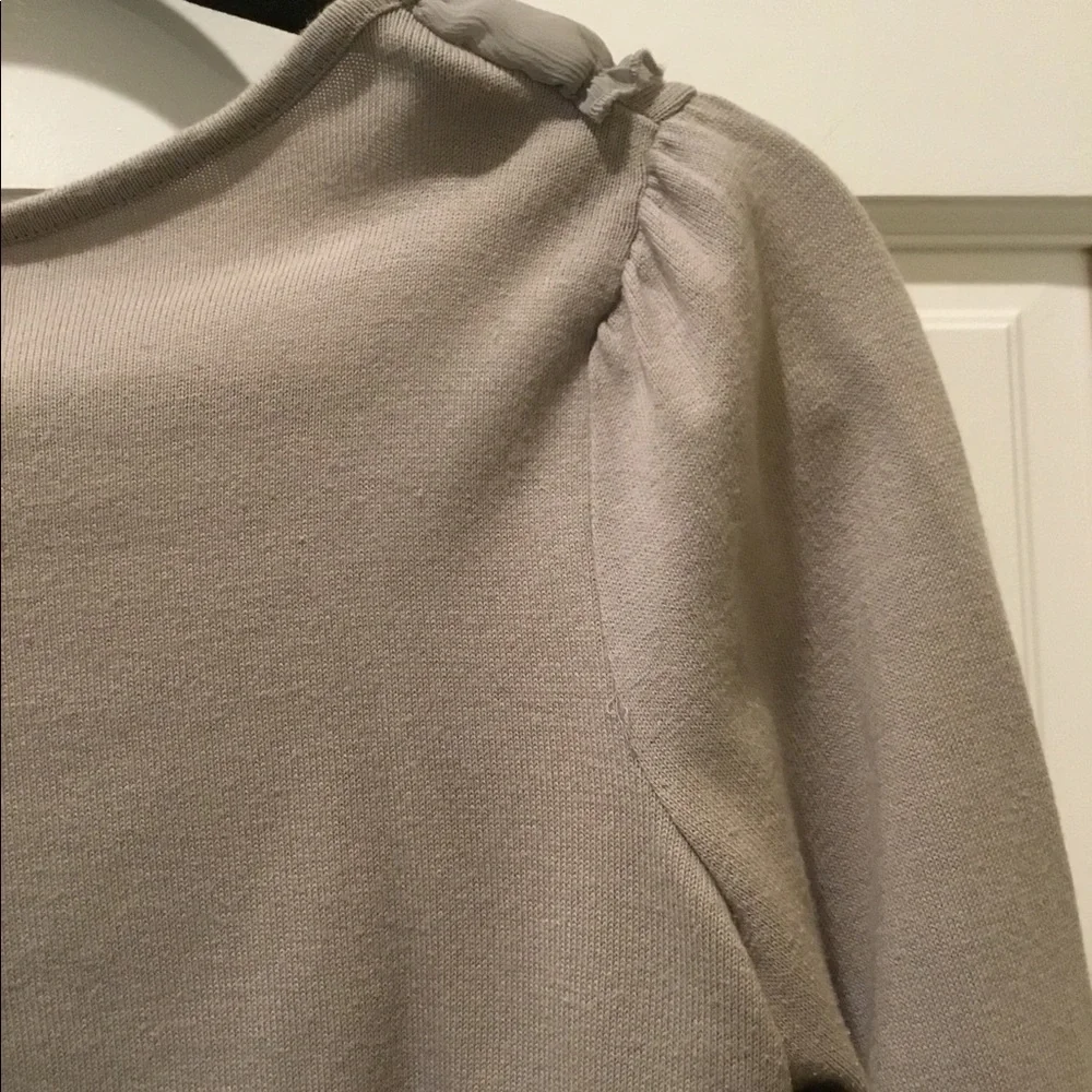 ELLE Cropped Ruffle Sweater - Picture 5 of 6